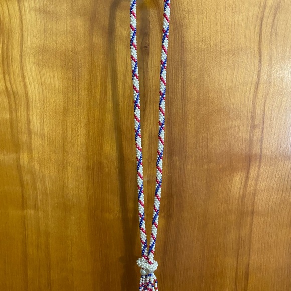 🛒Markdown🛒  Faux Red White Blue Pearl Spiral Woven Long Rope Tassel Necklace - Picture 2 of 3
